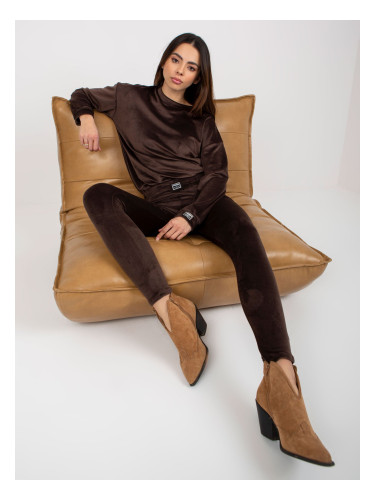 Dark brown velour set with leggings