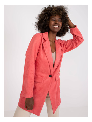 Pink blazer with Irmina clasp