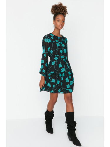 Дамска рокля. Trendyol Floral