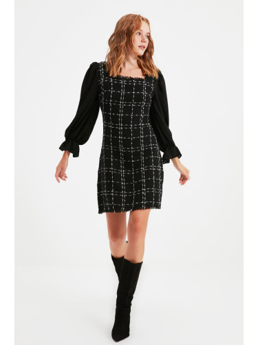 Дамска рокля. Trendyol TWOAW21EL0532/BLACK