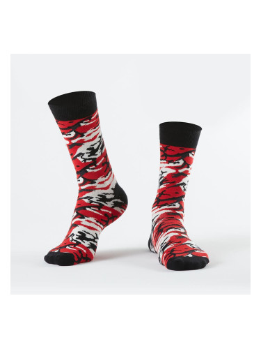 Red camo men's socks