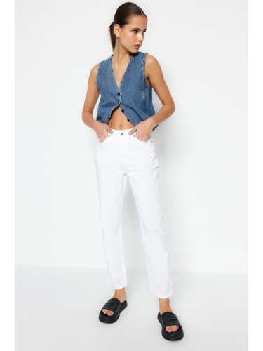 Дамски дънки. Trendyol