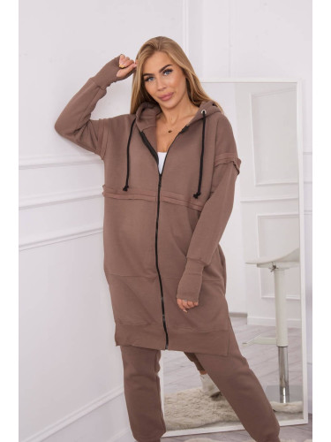 Insulated set with a long mocha sweatshirt