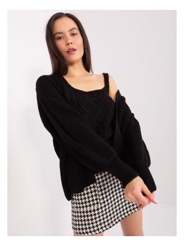 Black knitted set with puff sleeves