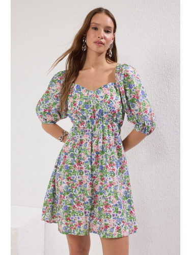 Дамска рокля Trendyol Detailed