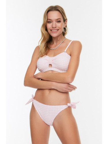 Trendyol розово Gingham текстурирани бикини дъна