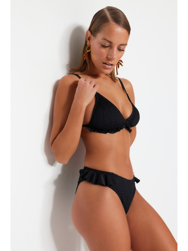 Trendyol Черно Gimped нормален крак бикини дъно