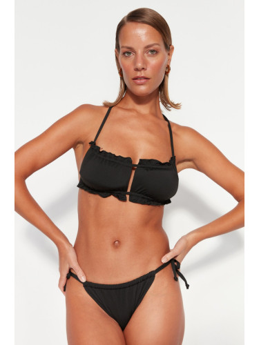 Trendyol черен без презрамки изрязани навън/прозорец бикини отгоре