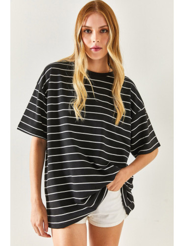 Olalook Women's Black Striped 2 Threads Oversize Unisex T-Shirt