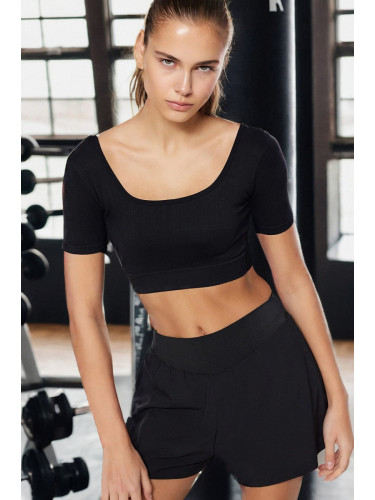 Trendyol Black Seamless/Seamless Crop Extra Soft Textured Square Neck Knitted Sports Top/Blouse
