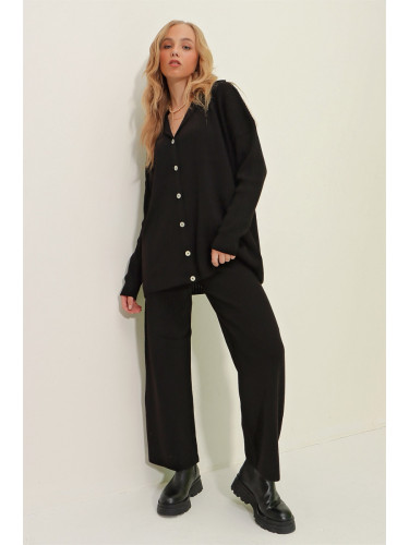 Trend Alaçatı Stili Women's Black Buttoned Knitwear Knitwear Suit