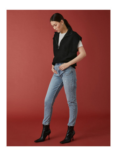 Koton Дънки с висока талия с детайл от верига - Mom Jeans