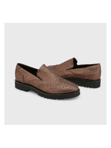 Дамски мокасини, произведени в Италия