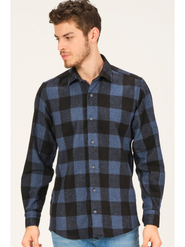 Мъжка риза. dewberry