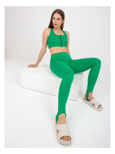 Basic green leggings with a strap under the foot