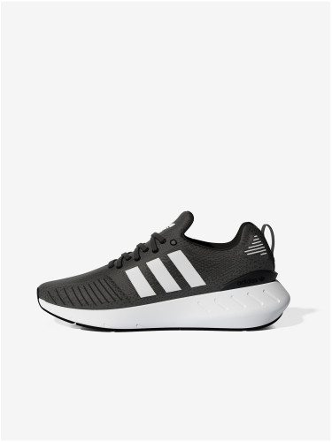 Black women's sneakers adidas Originals Swift Run 22 - Women's