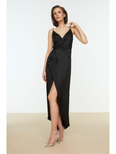 Дамска рокля. Trendyol Evening