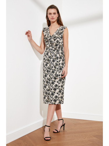 Trendyol Ekru колан бутон детайл рокля