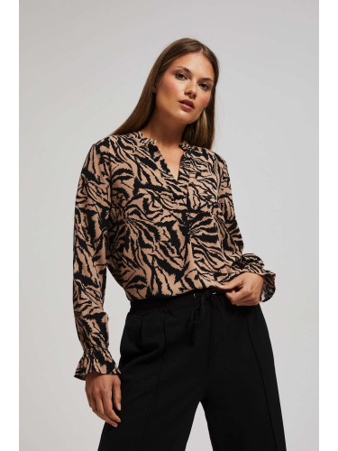 Marisse Patterned V-Neck Shirt In Dark Beige