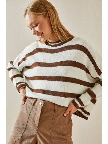 XHAN Brown Crew Neck Striped Crop Sweater