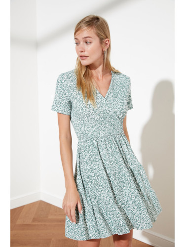 Дамска рокля. Trendyol