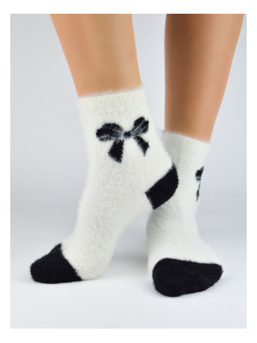 NOVITI Woman's Socks SB033-W-04