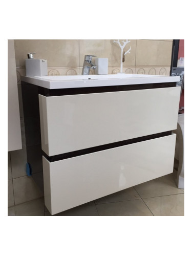 Шкаф за баня Adagio