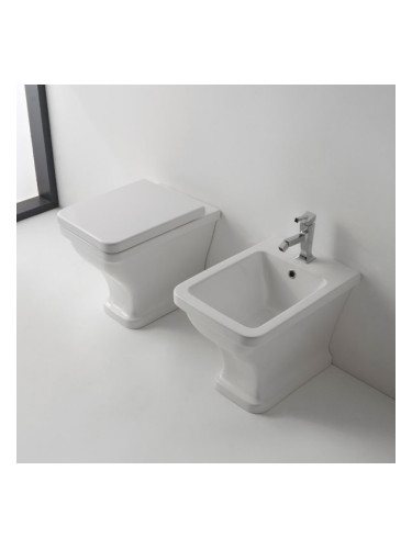 Стоящо биде Butterfly 