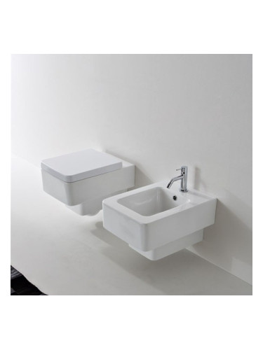 Окачено биде Teorema