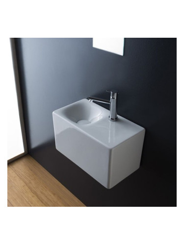 Мивка за баня Cube 42 H24