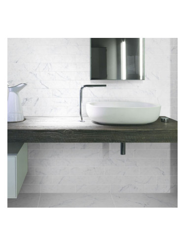 Carrara - серия плочки за баня