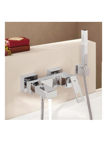 Промо комплект за баня Еurocube 23141000+23127000