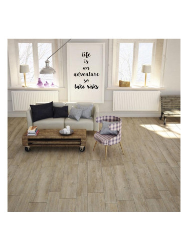 DECAPE - серия гранитогрес с имитация на дърво