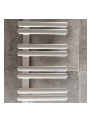 Дизайнерска алуминиева лира за баня Riffle 8 Silver 550х1012мм