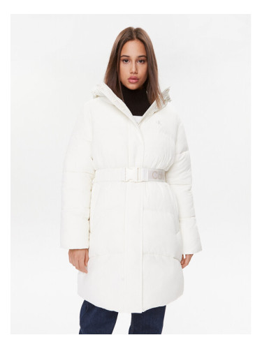 Calvin Klein Jeans Зимно палто J20J221894 Екрю Regular Fit