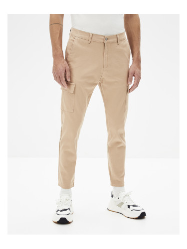 Beige men's cropped trousers with pockets Celio Cargo Ronar