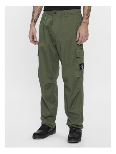 Calvin Klein Jeans Текстилни панталони Essential J30J324537 Зелен Regular Fit