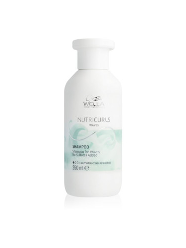 Wella Professionals Nutricurls Waves лек хидратиращ шампоан за чуплива коса 250 мл.