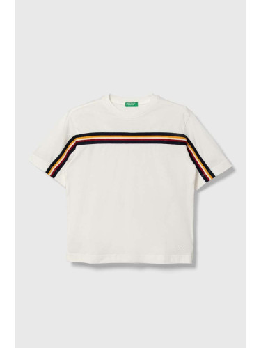 Детска памучна тениска United Colors of Benetton в бяло с апликация