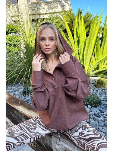Trend Alaçatı Stili Women's Brown Hooded Snap Closure 3 Thread Inner Raising Oversize Sweatshirt