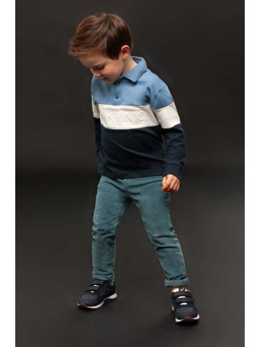 Детски панталон Mayoral в синьо с изчистен дизайн