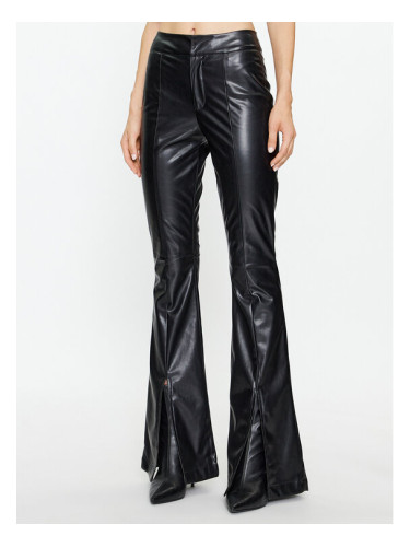 Silvian Heach Панталони от имитация на кожа GPA23026PA Черен Regular Fit
