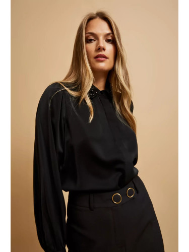 Marisse Black Shirt With Decorative Collar