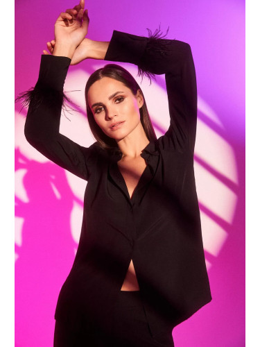 Marisse Shirt With Decorative Feathers On The Sleeves