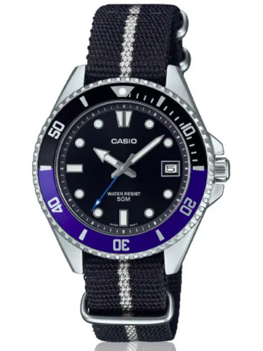 Casio Diving Мъжки аналогов часовник MDV-10C-1A2VEF
