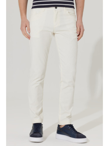 AC&Co / Altınyıldız Classics Men's Ecru Slim Fit Slim Fit 5 Pocket Cotton Canvas Flexible Chino Trousers
