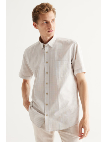 ALTINYILDIZ CLASSICS Men's White-beige Comfort Fit Comfy Cut Buttoned Collar Check Short Sleeve Shirt.