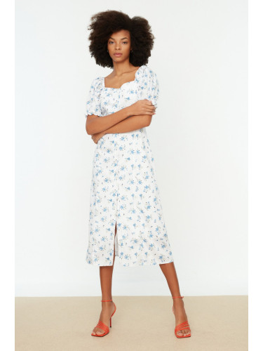 Дамска рокля. Trendyol Flower