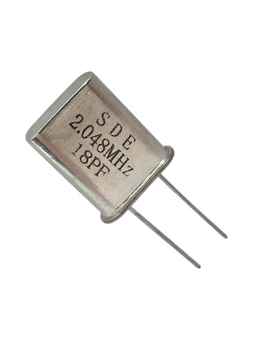 Кварцов резонатор 2.048MHz, 18pF, THT