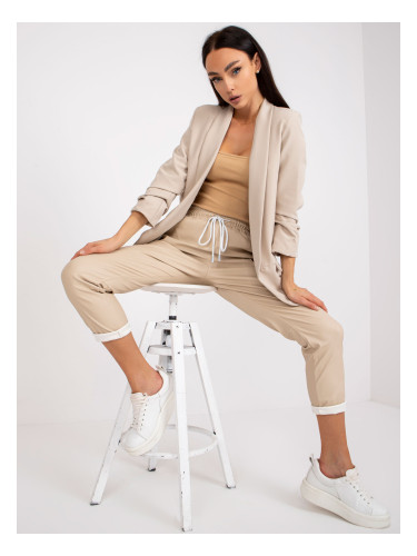 Дамски блейзър. Fashionhunters Beige